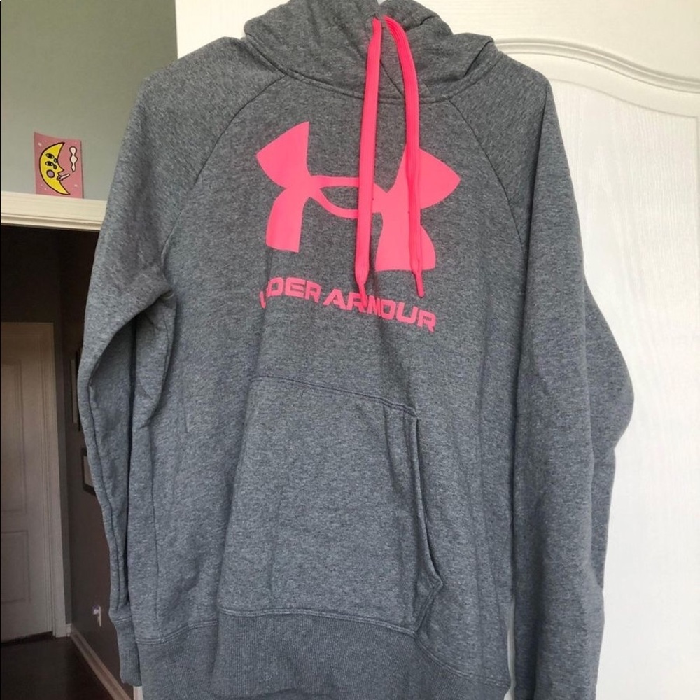 Under Armour Sweatshirt